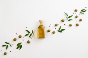 Read more about the article חמיצות שמן זית: מהי וכיצד היא משפיעה על איכות שמן הזית שלכם?